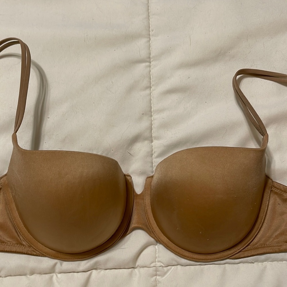 Victoria's Secret Nude/Tan Push-Up Bra